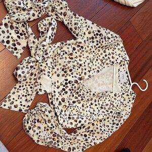 Beautiful chiffon blouse